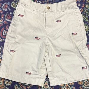 Vineyard Vines Cream Shorts with Flag Whales